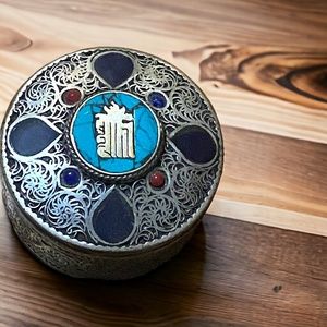 Vintage Nepalese filigree trinket box with turquoise